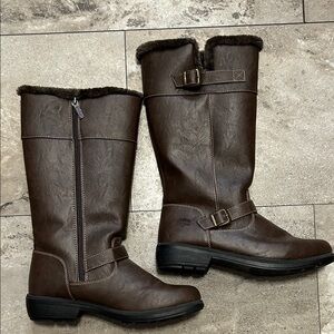 Totes Brown Women's Winter Boots with Fur Trim